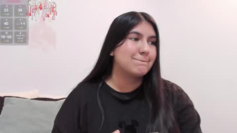 Snapshot of lexi_bloom chatting on March 11, 11:27 am Gabrielle online show from March 11, 11:27 am