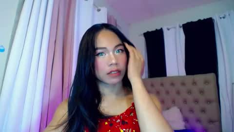 Snapshot of lexi_foru chatting on November 28, 11:13 am lexi_foru online show from November 28, 11:13 am