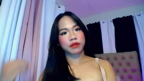 Snapshot of lexi_foru chatting on November 29, 10:40 am lexi_foru online show from November 29, 10:40 am