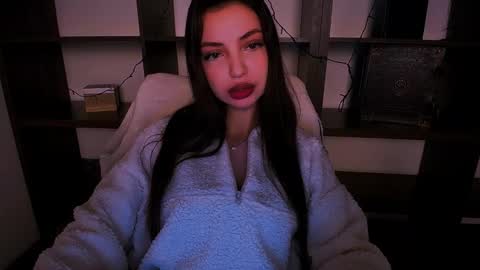 Alexia online show from January 4, 1:31 pm