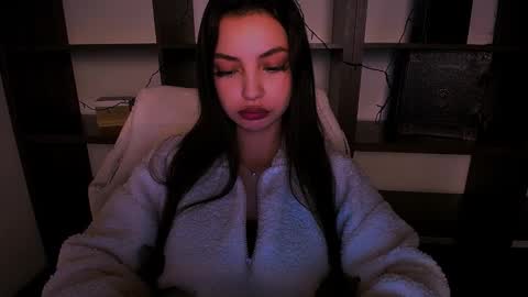 Alexia online show from January 4, 4:32 pm