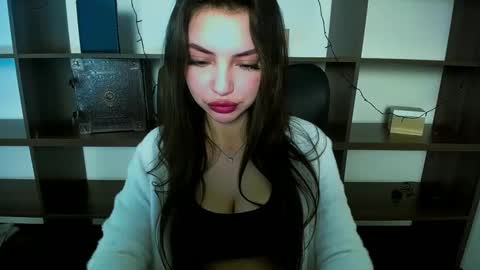 Alexia online show from January 24, 1:36 pm