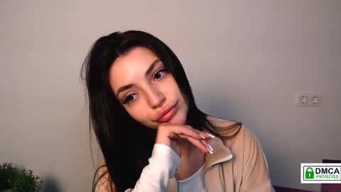 Alexia online show from October 6, 2:47 pm