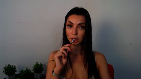 Alexia online show from June 20, 1:25 pm