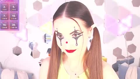 Alexia online show from November 5, 10:54 pm