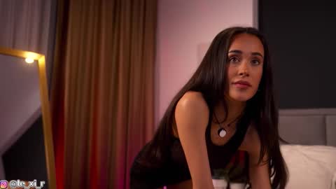 Lexi Reed online show from January 19, 4:33 pm