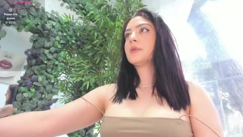 Snapshot of lexi_storm chatting on April 4, 6:33 am lexi_storm online show from April 4, 6:33 am