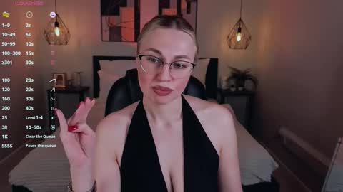 Lexy - Follow me online show from November 25, 6:46 am