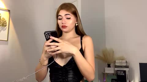 Lexie online show from June 7, 12:15 am