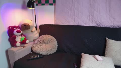 Snapshot of lexie_n_nate chatting on November 28, 2:25 am Lixie And Nte online show from November 28, 2:25 am