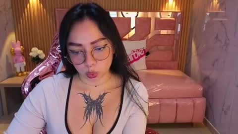 Lexie  online show from November 21, 8:18 pm