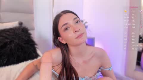 Snapshot of lexiee_grey_ chatting on February 19, 12:25 am Lexie online show from February 19, 12:25 am
