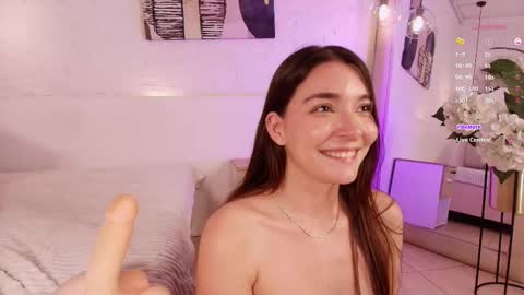 Snapshot of lexiee_grey_ chatting on March 4, 6:18 pm Lexie online show from March 4, 6:18 pm