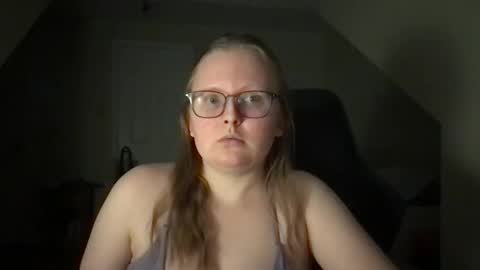 lexie online show from February 9, 1:00 am