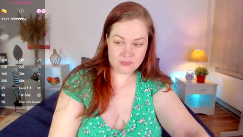 Lexi online show from December 6, 6:39 pm