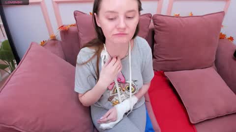 Lexi online show from October 27, 6:39 am