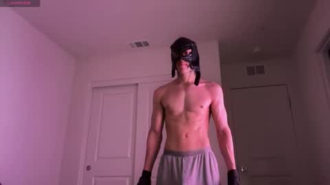 Snapshot of lexxxcazzo chatting on September 26, 6:50 am Dromaeosaurex online show from September 26, 6:50 am