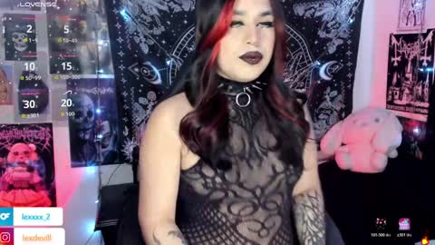 LEXXY online show from April 5, 8:28 pm