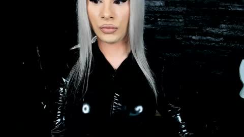 Snapshot of lexxymiss chatting on December 16, 11:22 am eva lexy you may call me Miss online show from December 16, 11:22 am