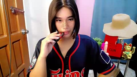 Snapshot of lexy_babexxx chatting on July 6, 8:44 am lexy_babexxx online show from July 6, 8:44 am