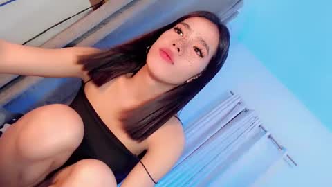 Snapshot of lexy_lore18 chatting on December 31, 6:24 pm lexy_lore18 online show from December 31, 6:24 pm
