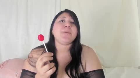 Snapshot of lexy_rosee chatting on November 19, 1:22 pm Lexy online show from November 19, 1:22 pm