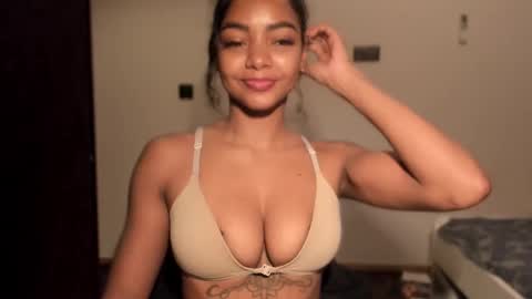 LEXY - Independent account online show from December 15, 9:02 am