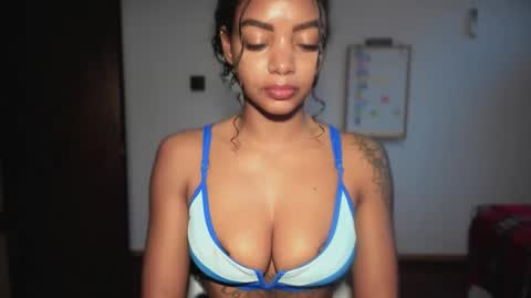LEXY - Independent account online show from February 25, 12:37 pm