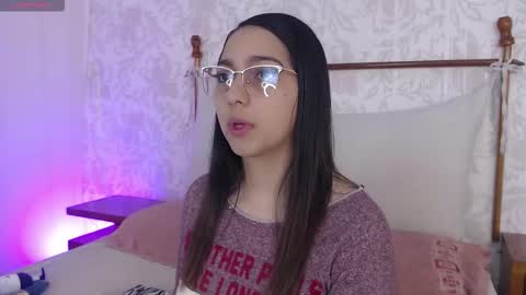 Snapshot of lexyblaze_ chatting on November 28, 11:24 am lexyblaze_ online show from November 28, 11:24 am