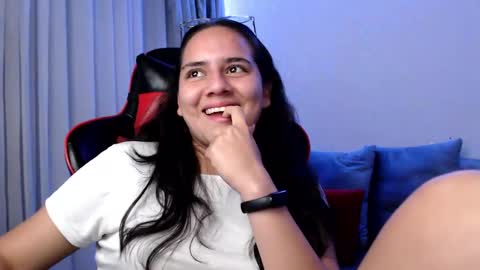 Lexy Davis online show from December 3, 11:57 pm