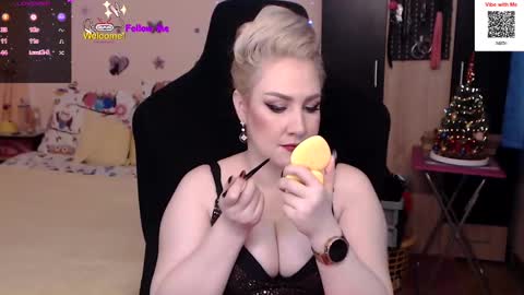 Snapshot of lexygold chatting on December 29, 1:06 pm Lexy online show from December 29, 1:06 pm