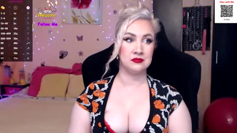 Snapshot of lexygold chatting on September 12, 1:44 pm Lexy online show from September 12, 1:44 pm
