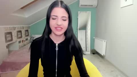 lexyswett online show from December 2, 6:32 pm