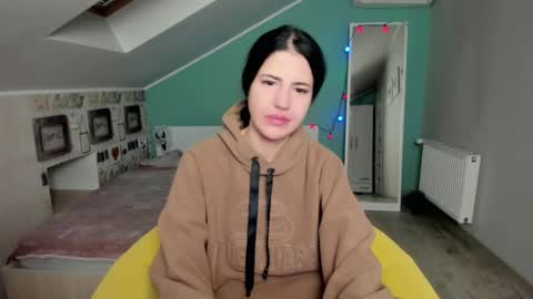 lexyswett online show from December 12, 8:43 pm