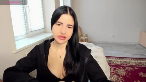 lexyswett online show from November 29, 8:39 am