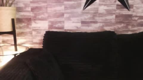 Snapshot of lexywetrain chatting on May 20, 2:18 am lexywetrain online show from May 20, 2:18 am