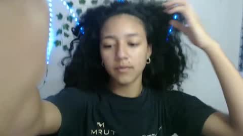 Snapshot of ley_blus1 chatting on January 9, 2:51 pm lolita online show from January 9, 2:51 pm
