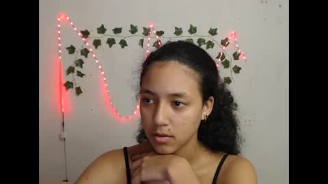 Snapshot of ley_blus1 chatting on January 20, 8:29 pm lolita online show from January 20, 8:29 pm