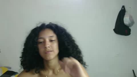 Snapshot of ley_blus1 chatting on February 22, 5:24 pm lolita online show from February 22, 5:24 pm