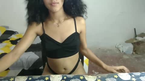 Snapshot of ley_blus1 chatting on February 25, 5:36 pm lolita online show from February 25, 5:36 pm