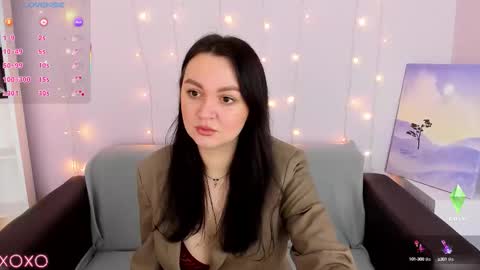 Snapshot of leya_nice chatting on September 15, 2:33 am Leya online show from September 15, 2:33 am