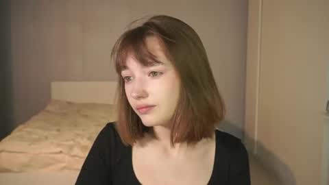 Snapshot of leyla_grace chatting on June 10, 5:18 am leyla_grace online show from June 10, 5:18 am