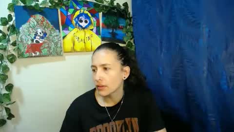 Snapshot of leyla_horny_bg chatting on May 12, 3:25 am leyla_horny_bg online show from May 12, 3:25 am