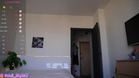 Snapshot of leyla_ly chatting on October 17, 5:10 am Leyla ly Ill be here Tuesday Thursday Friday Saturday Sunday online show from October 17, 5:10 am