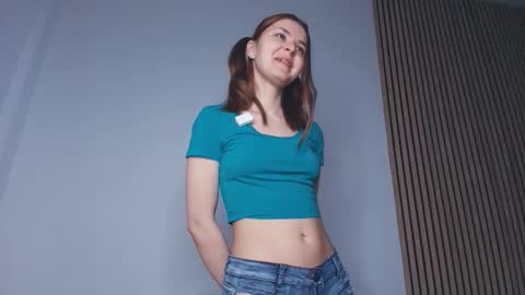 Snapshot of leylamora chatting on March 11, 6:30 am Sofia online show from March 11, 6:30 am