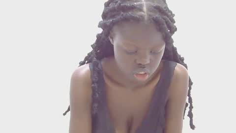 laylani69 online show from July 28, 7:48 am