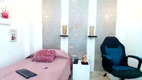 leyli_ass online show from January 16, 8:14 pm