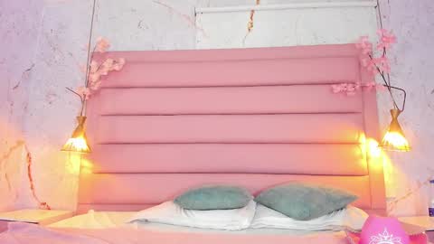 LEZY online show from October 5, 7:34 pm