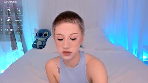 Lisa online show from October 11, 4:22 am