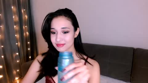 Snapshot of li_noen chatting on January 31, 3:44 pm Li online show from January 31, 3:44 pm